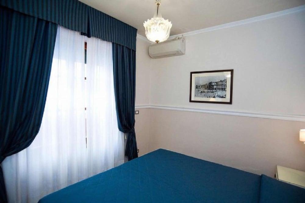 Hotel Gran Duca Livorno Exterior photo